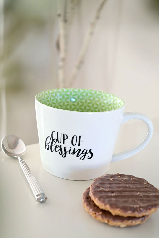 558428600_03 Tasse - Cup of Blessings - apfelgrün