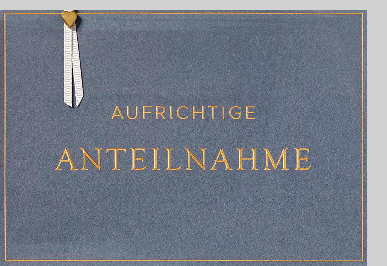 Faltkarte "Schleife mit Goldherz"